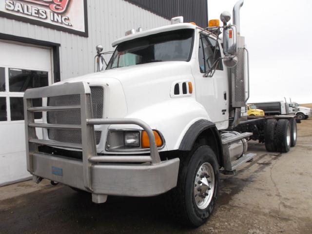 2007 STERLING LT 9500 T/A CAB & CHASSIS  TRUCK